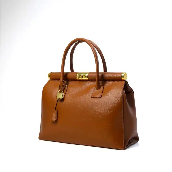 SAC CAMEL EN CUIR